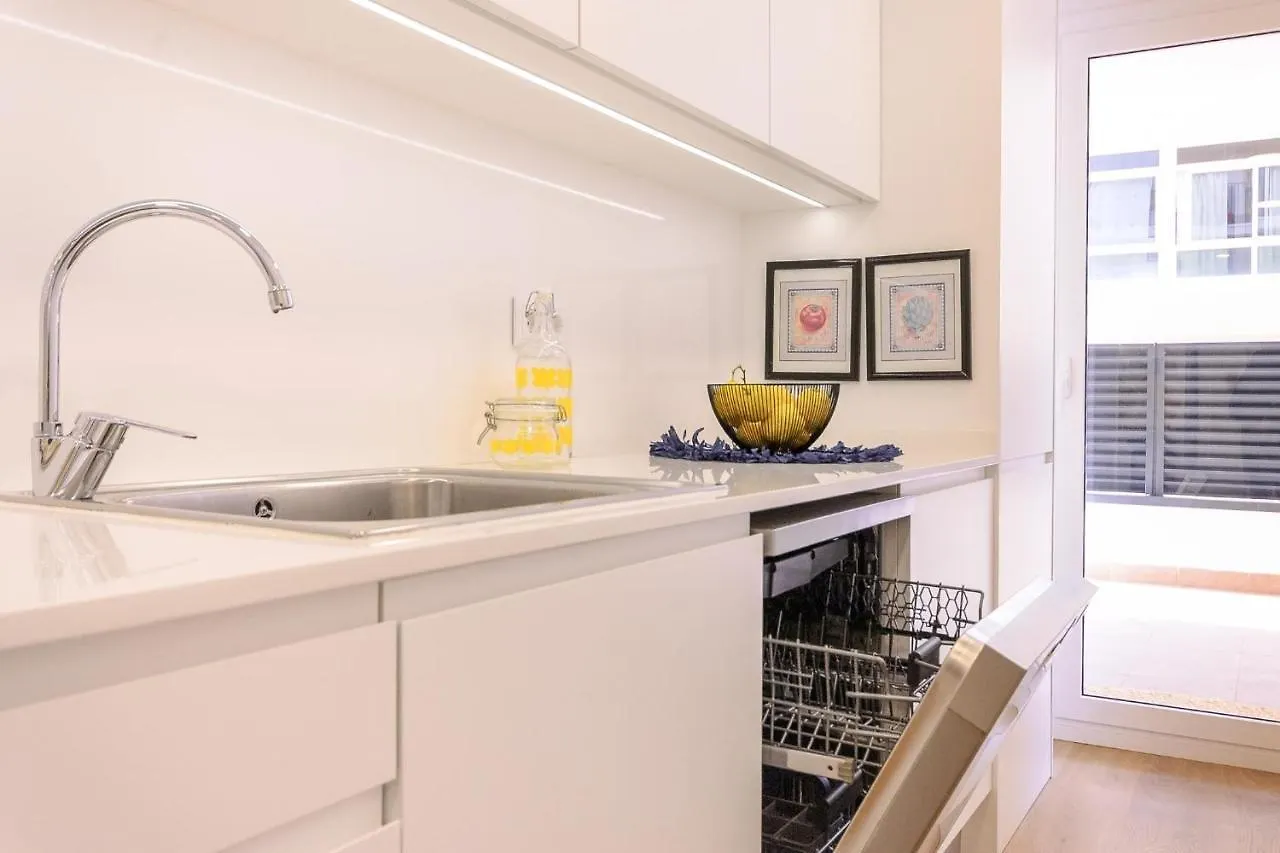 Lets Holidays Cozy Apartment With Terrace Tossa de Mar Hiszpania